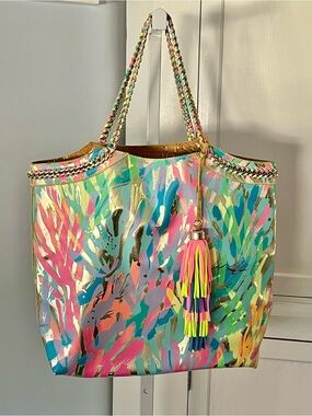 JUST LISTED!!!  ~ LILLY PULITZER | Reversible Tote | GORGEOUS!